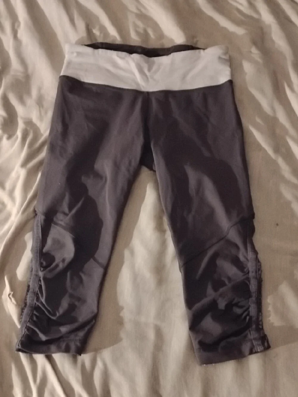lululemon athletica sleek capri